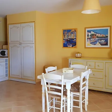 U Melu Grand T3 Jaune A L'etage