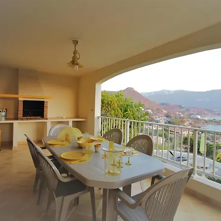 U Melu Grand T3 Jaune A L'etage 公寓