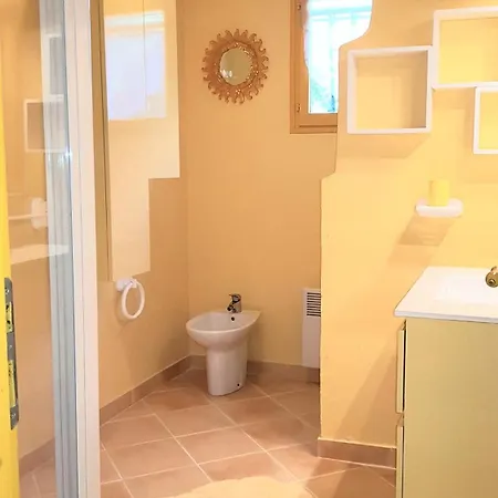 U Melu Grand T3 Jaune A L'etage 公寓 提乌克西亚