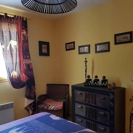 Apartment U Melu Grand T3 Jaune A L'etage