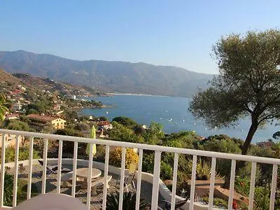 U Melu Grand T3 Jaune A L'etage Tiuccia