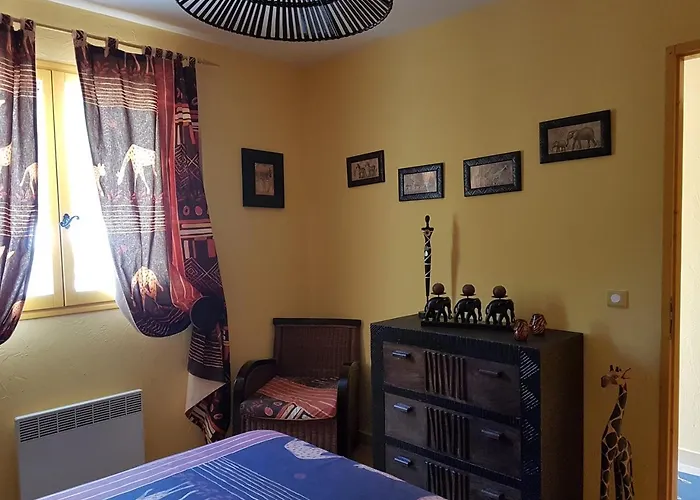 U Melu Grand T3 Jaune A L'etage