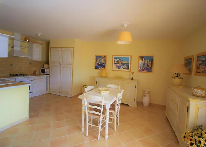 U Melu Grand T3 Jaune à L'étage Appartement