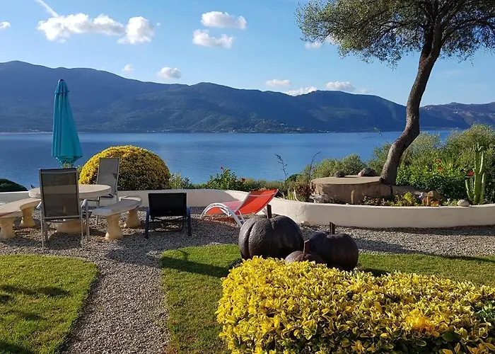 U Melu Grand T3 Jaune A L'etage Tiuccia